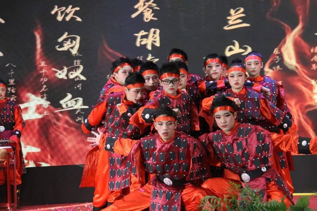 破碎的动物图形3